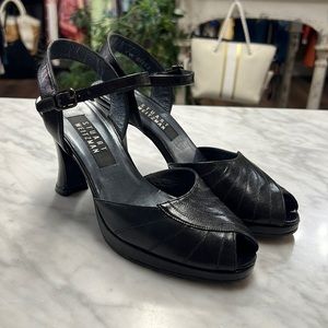 🌟 Stuart Weitzman Black Peep Toe Heels Size 7B